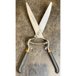 Fiskars 12” Bypass Grass Shears Steel EA0120 Lifetime Warranty Freshly Sharpened